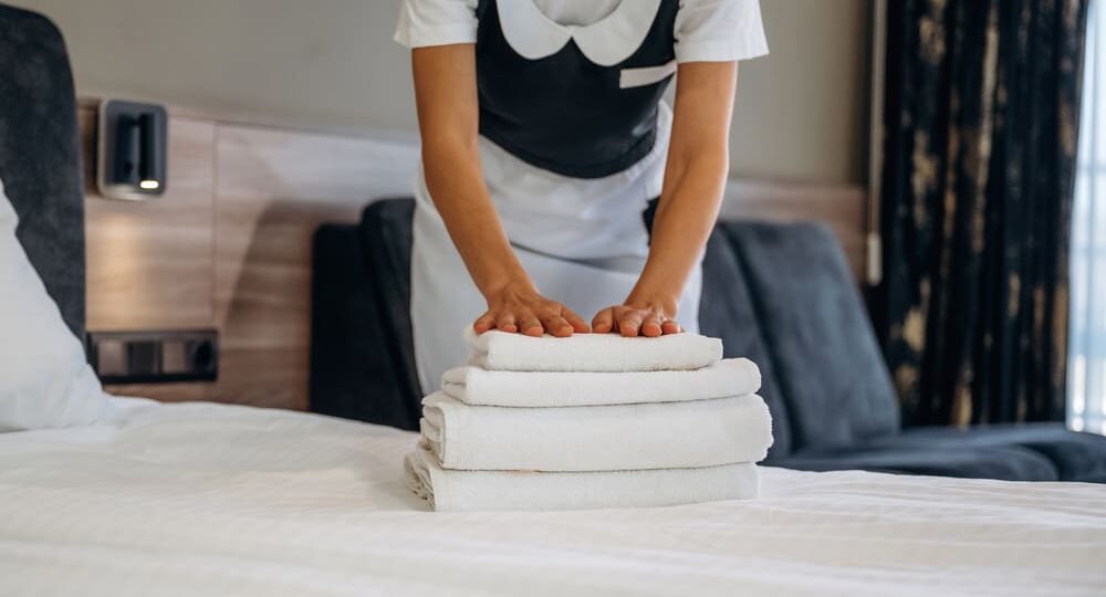 El impacto de la limpieza profesional en la calidad del servicio hotelero